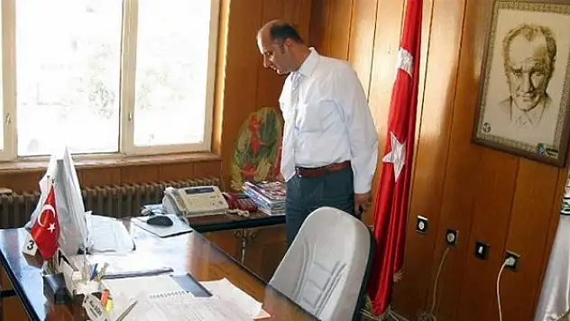 CHP'li belediye başkanı istifa etti