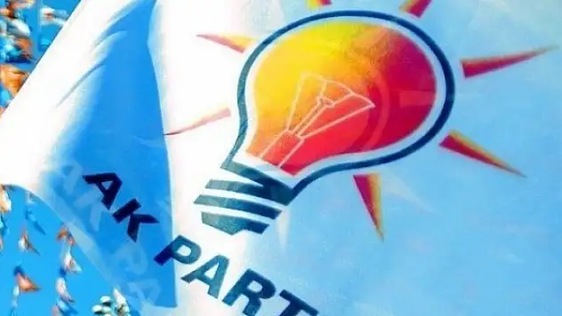 8 belediye başkanı AK Parti'ye geçti