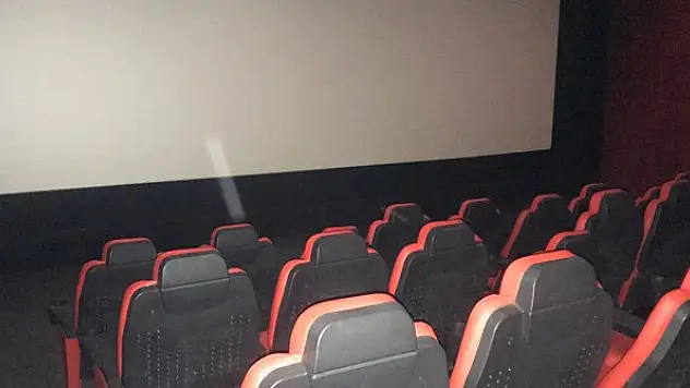 Sinemalar açıldı ancak film yok