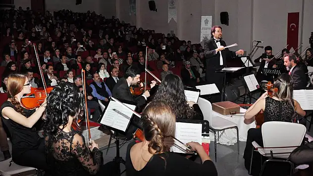 NEÜ oda orkesstrasından müzik ziyafeti