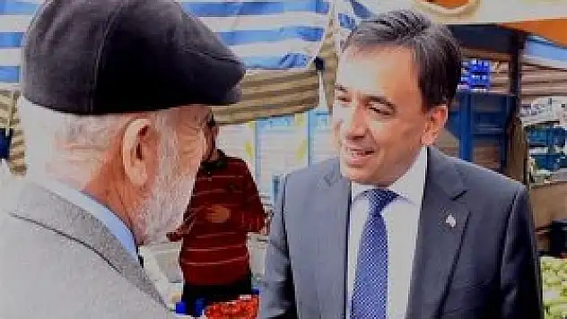 Beklenen isim aday adaylığını açıklıyor