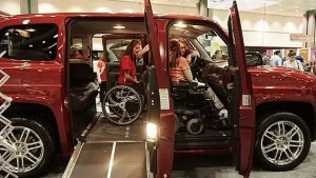 Engellilerin hayatını kolaylaştıran ürünler tanıtıldı