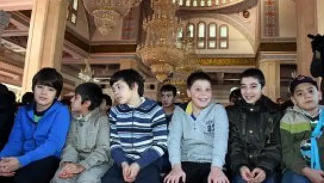 Konya'da ''Çocuk ve Cami Buluşması'' etkinliği