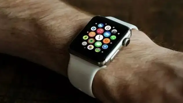 Apple Watch koronavirüse yakalanmadan uyaracak