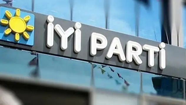 İYİ Parti'de istifa!