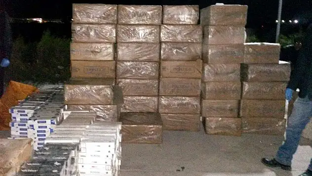 Konya'da gümrük kaçağı 140 bin paket sigara ele geçirildi