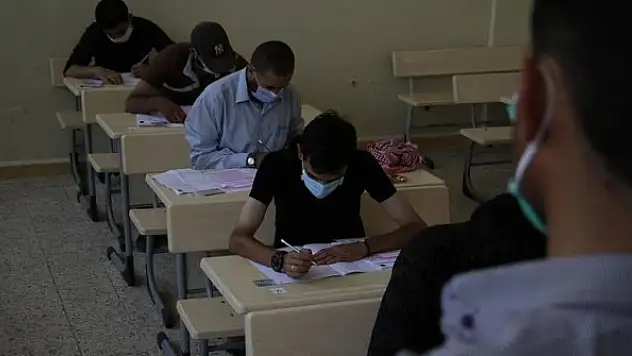 Suriyeli 3 bin öğrenci YÖS için ter döktü