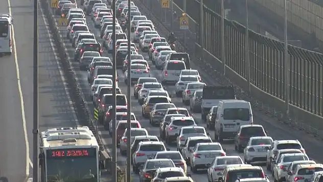 Trafiğe 7 ayda 526 bin 939 aracın kaydı yapıldı