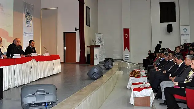 NEÜ'de Mehmet Akif anıldı