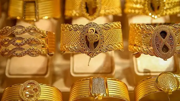 Gram altın 474 lira seviyelerinde