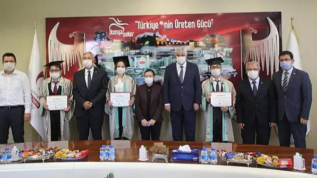 Konya Gıda ve Tarım Üniversitesi'nde mezuniyet sevinci
