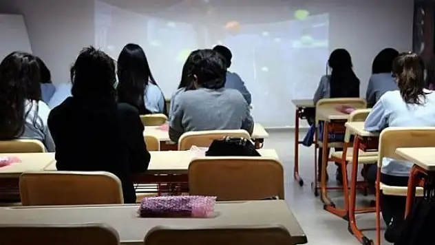 Okulların açılış tarihiyle ilgili flaş iddia! Tarih verildi