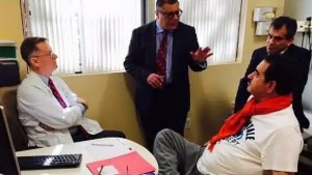 İbrahim Tatlıses gözlerini açtı