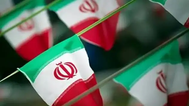 İran'daki protestolarda can kaybı 10'a yükseldi