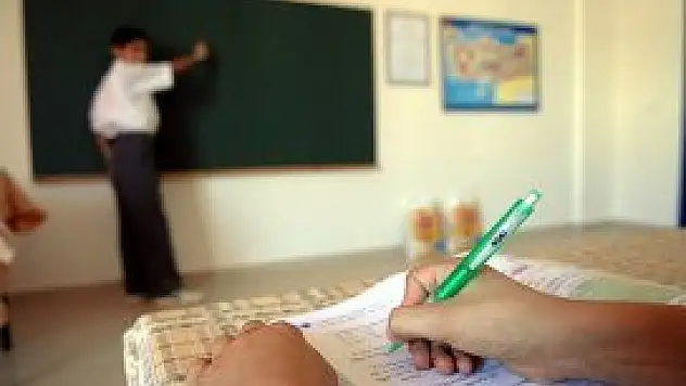 Alan dışı öğretmen atamasına durdurma