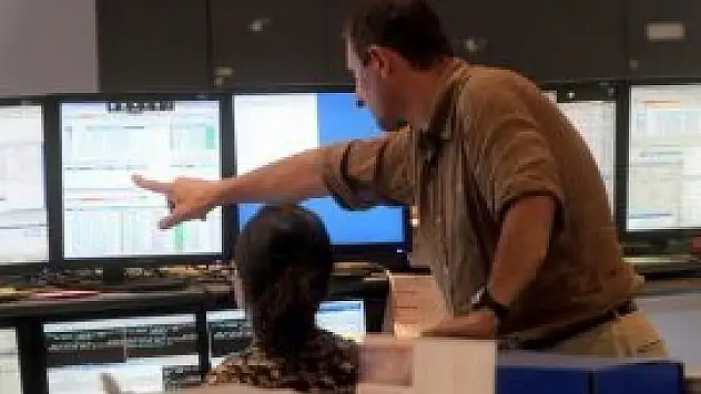 Kadınlar evden çıkıyor