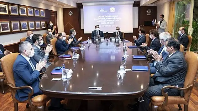 Türkiye'nin denizleri yerli yazılımla yönetilecek