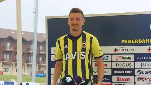 Mert Hakan Yandaş kamptan ayrıldı