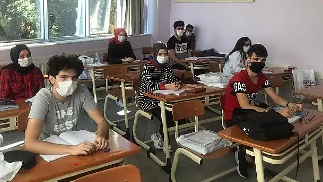 Salar: Eğitime 'dur' diyemezsin