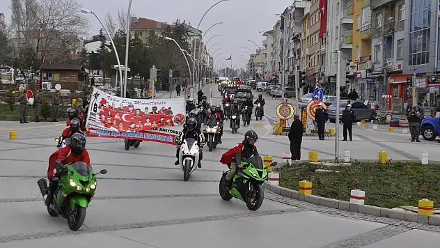 Seydişehir'de şehitlere saygı konvoyu