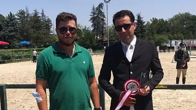 Selçuk Üniversitesinden, binicilikte çifte birincilik başarısı