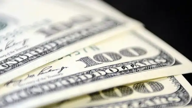 Dolar 7,37 seviyesinden işlem görüyor