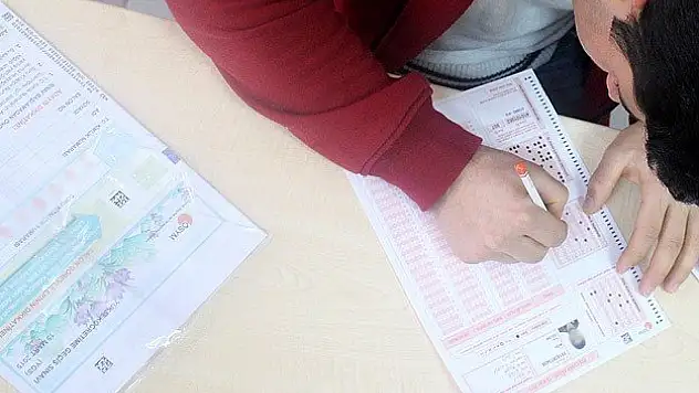 YGS'de bir soru iptal edildi