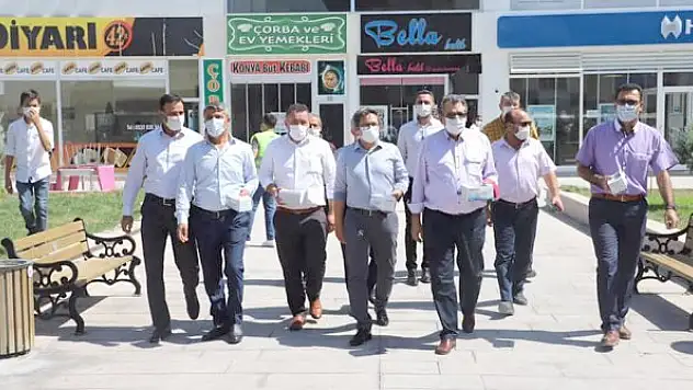 Kale, maske dağıttı