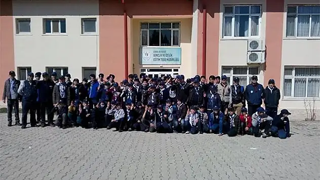 Beyşehir'de izcilik eğitim kampları sürüyor