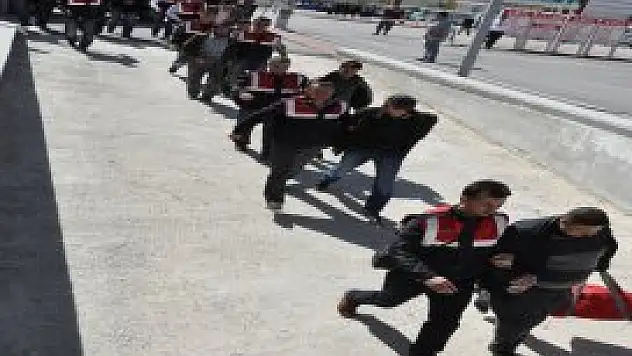 28 zanlıdan 16'sı tutuklandı