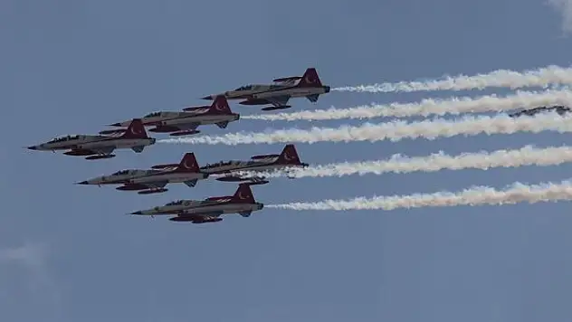 TEKNOFEST 2020'nin 3. gününde gösteri uçuşları yapıldı