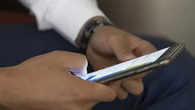 Türkiye'de cepten internet kullananların sayısı 63 milyona yaklaştı