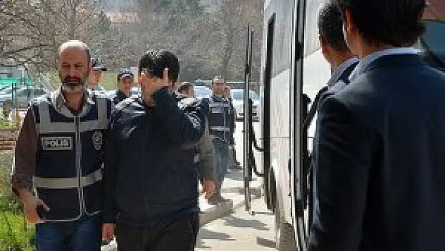 KPSS soruları dernekte dağıtılmış