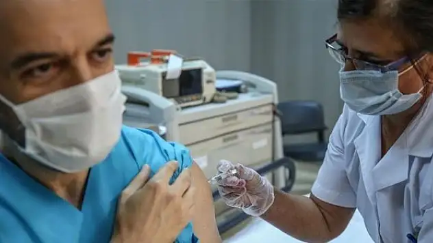 Uludağ Üniversitesinde Kovid-19 aşı denemelerine başlandı