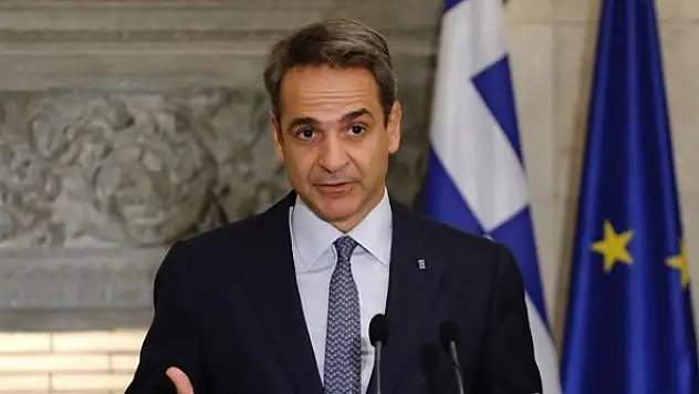 Yunanistan'da dinleme skandalı!