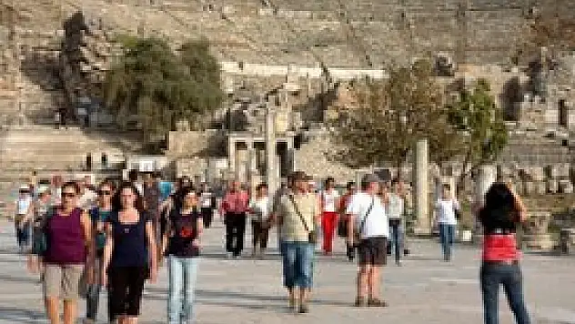 Turizm geliri arttı