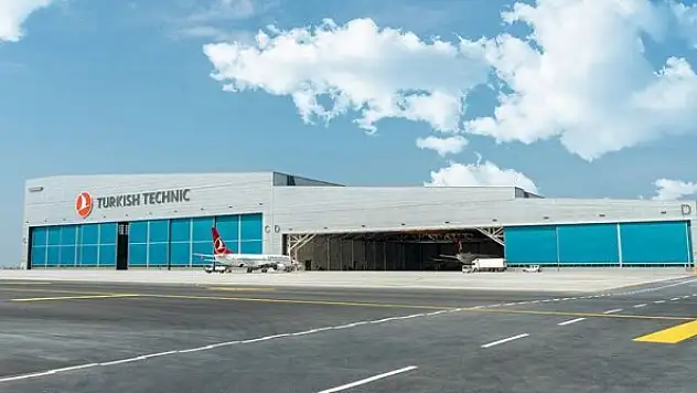 THY Teknik Türkiye'nin en büyük uçak üs bakım hangarlarını hizmete sundu