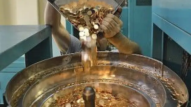 Darphane haftada 1,5 ton altın üretiyor