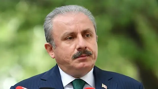 Şentop: Darbeci karanlık kafaları aydınlatacak ışığın anahtarı milletimizin iradesidir