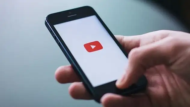 Youtube, Kovid-19 aşısı hakkında yanıltıcı bilgi veren videoları engelleyecek