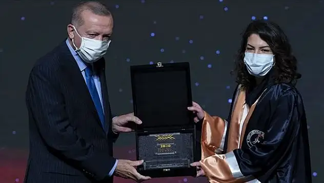 YÖK 2020 Üstün Başarı Ödülleri sahiplerini buldu