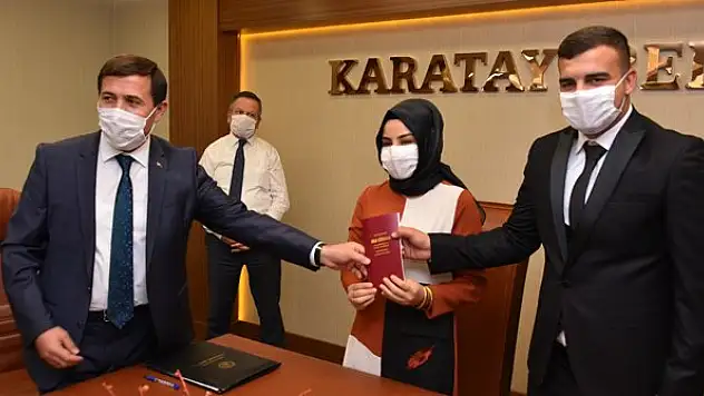 Karahan ailesinin mutlu günü