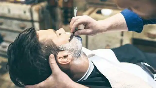 Virüse karşı sinekkaydı tıraşı