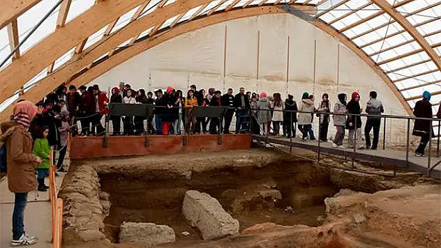 Bilgi Merkezi öğrencileri Çumra'da