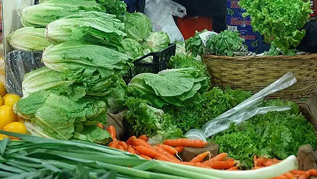 Yeşil yapraklı sebzeler gençleştiriyor