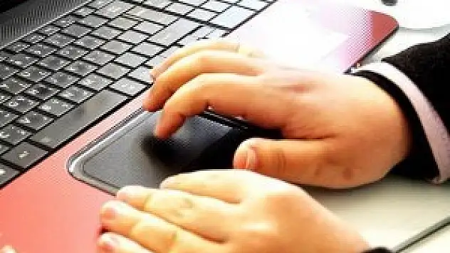 Mardin'de lise öğretmeni açığa alındı