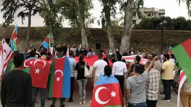 KKTC'de Azerbaycan'a destek mitingi