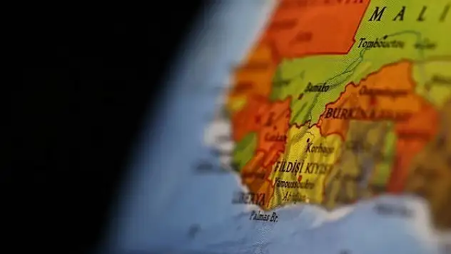 Fildişi Sahili'nde halk, etnik çatışma korkusuyla komşu ülkelere sığındı