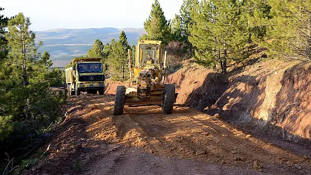 Yeni bağlanan ilçe ve mahalle yolları için 190 milyon lira