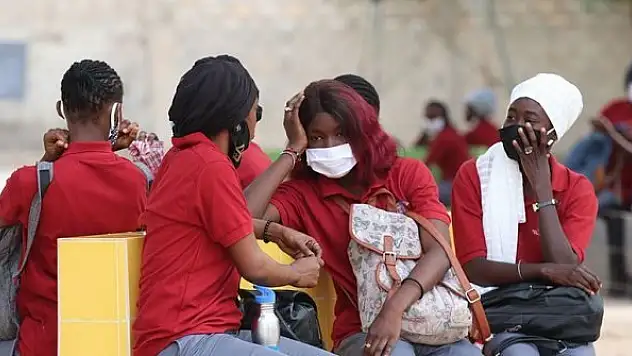 Afrika'da son 24 saatte 15 bin 302 kişide Kovid-19 tespit edildi